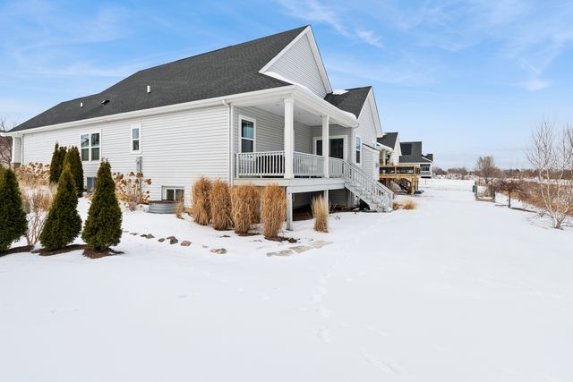 1873 White Lake Drive, Antioch, IL 60002