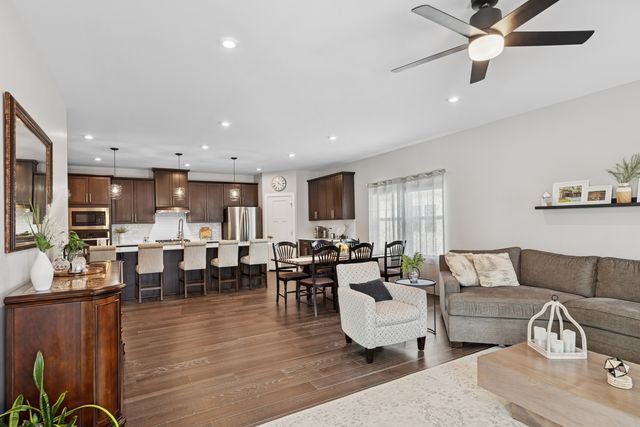 1873 White Lake Drive, Antioch, IL 60002