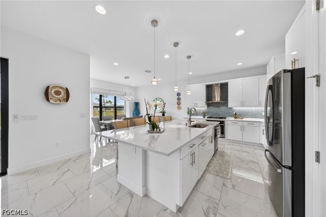 12230 Red Pine PL, Estero, FL 33928
