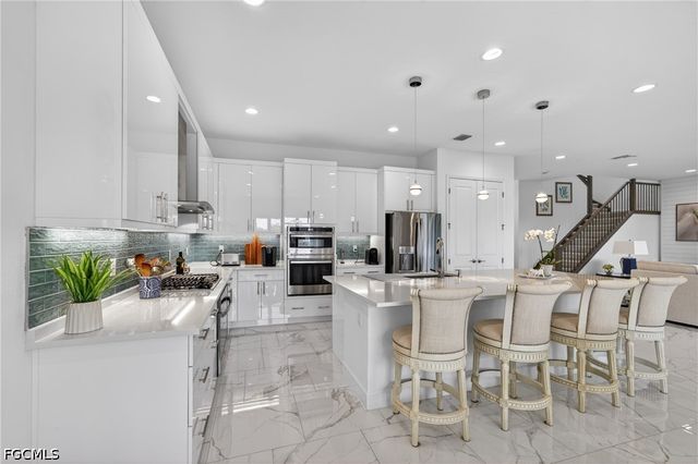 12230 Red Pine PL, Estero, FL 33928