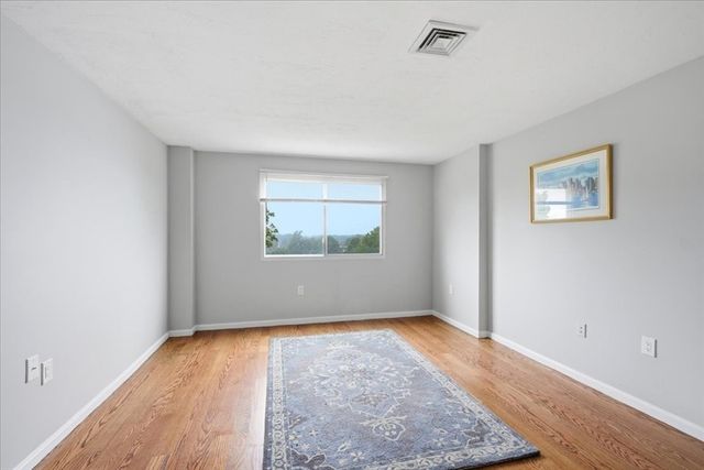 40 Greenleaf Street 506, Quincy, MA 02169