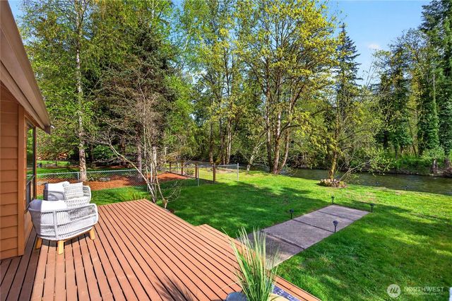 23927 SE 238th Street, Maple Valley, WA 98038