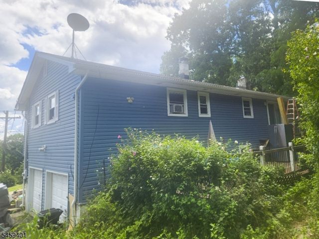 15 Conklin Ave, Hopatcong Boro, NJ 07874
