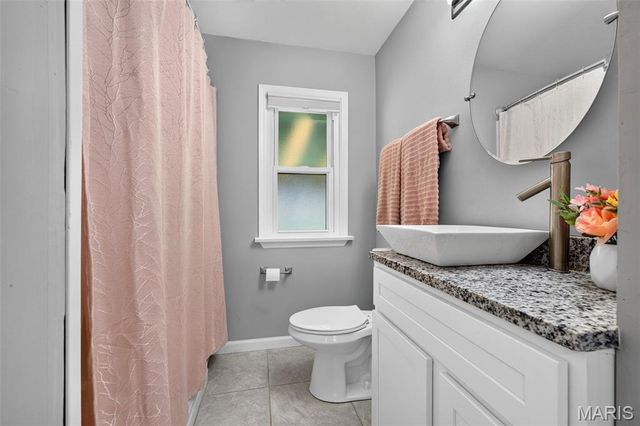402 Rose Drive, St Charles, MO 63301