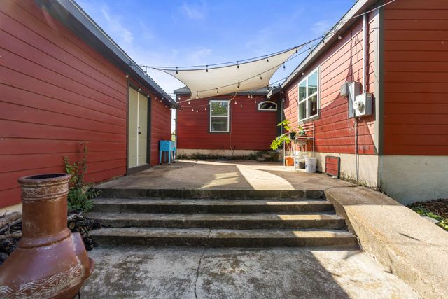 303 W Avenue I Ave, Belton, TX 76513