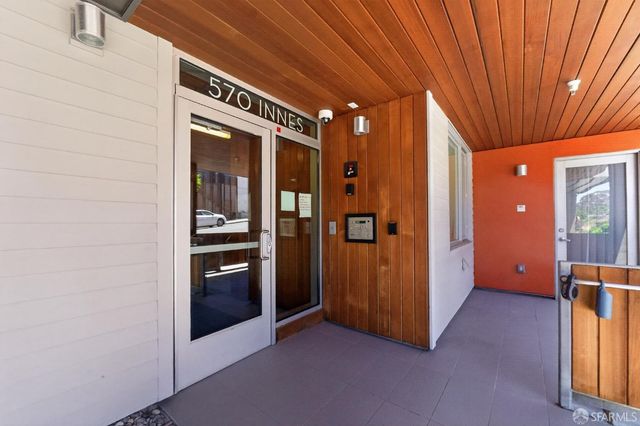 570 Innes Avenue 302, San Francisco, CA 94124