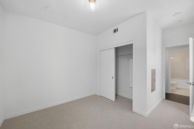570 Innes Avenue 302, San Francisco, CA 94124
