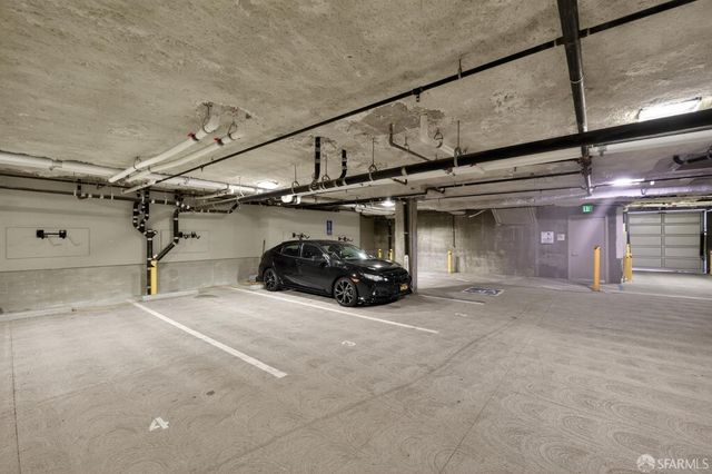 570 Innes Avenue 302, San Francisco, CA 94124