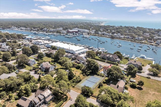89 Belvidere Road, Falmouth, MA 02540