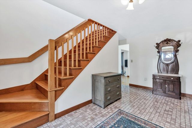89 Belvidere Road, Falmouth, MA 02540