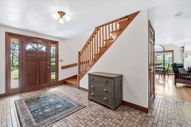 89 Belvidere Road, Falmouth, MA 02540