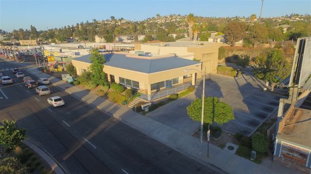 7575 University Avenue, La Mesa, CA 91942