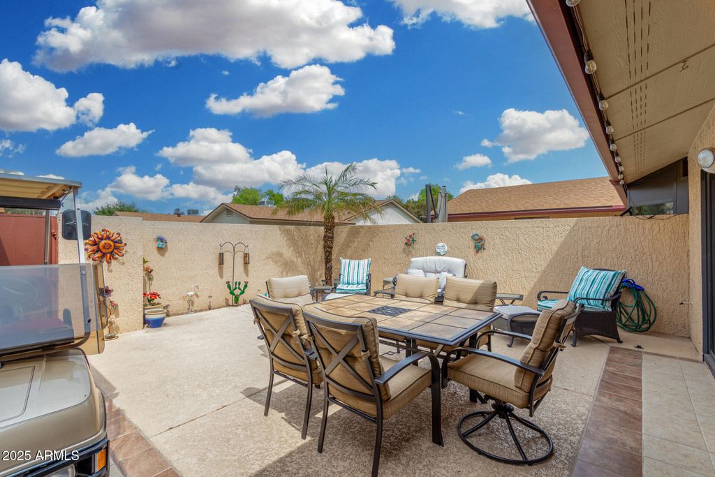 Image 27 of property listing at 13630 W ALEPPO Drive, Sun City West, AZ 85375