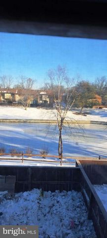 960 JAMESTOWN RD, Hightstown, NJ 08520