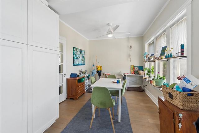 2215 W ARTHUR Avenue, Chicago, IL 60645