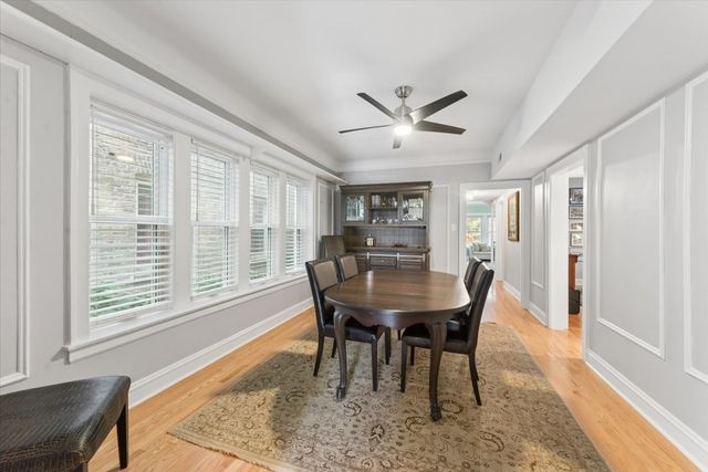 2215 W ARTHUR Avenue, Chicago, IL 60645