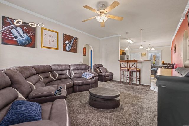 44 Bracey Circle, Little Rock, AR 72204