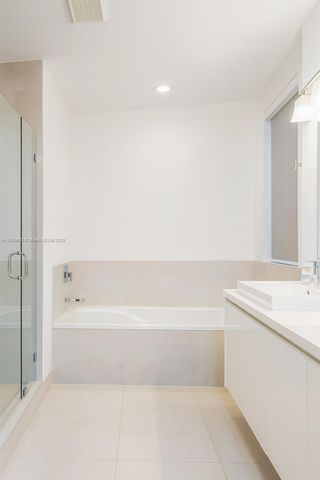 6846 NW 103rd Ave 6846, Doral, FL 33178