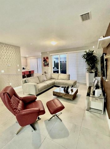 6846 NW 103rd Ave 6846, Doral, FL 33178