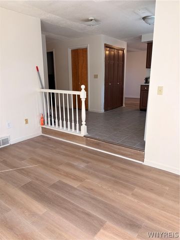 141 Draden Lane 141, Amherst, NY 14228