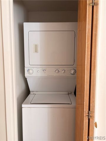 141 Draden Lane 141, Amherst, NY 14228