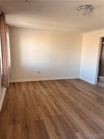 141 Draden Lane 141, Amherst, NY 14228