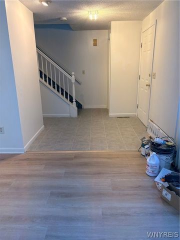 141 Draden Lane 141, Amherst, NY 14228