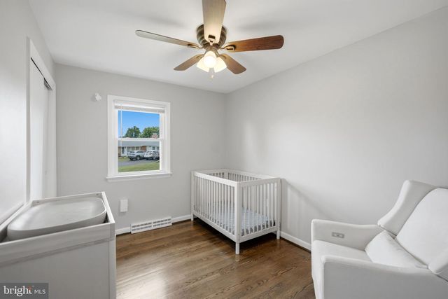 13905 N MEADOW RD, Hagerstown, MD 21742