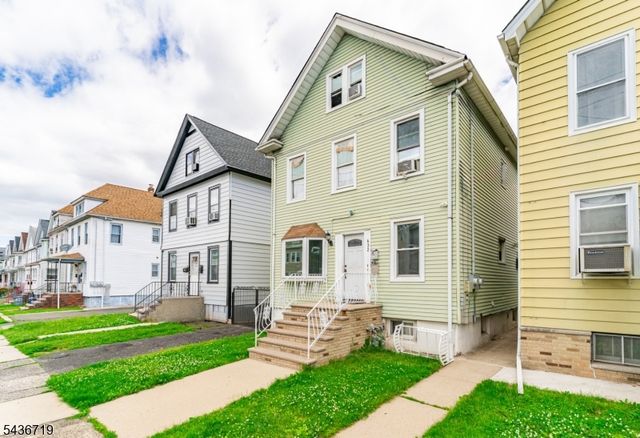 632 Grier Ave, Elizabeth City, NJ 07202