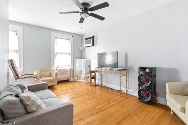 632 Grier Ave, Elizabeth City, NJ 07202