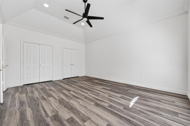 5905 Sawyer Drive, Pearland, TX 77581