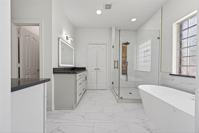 5905 Sawyer Drive, Pearland, TX 77581