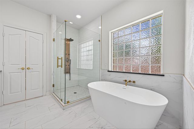 5905 Sawyer Drive, Pearland, TX 77581