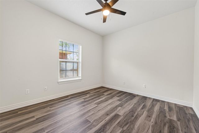 5905 Sawyer Drive, Pearland, TX 77581