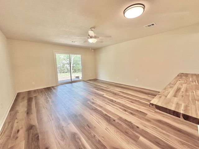 61 NW Silva Drive, Fort Walton Beach, FL 32548