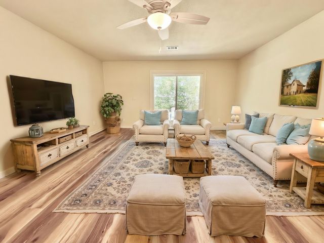 61 NW Silva Drive, Fort Walton Beach, FL 32548