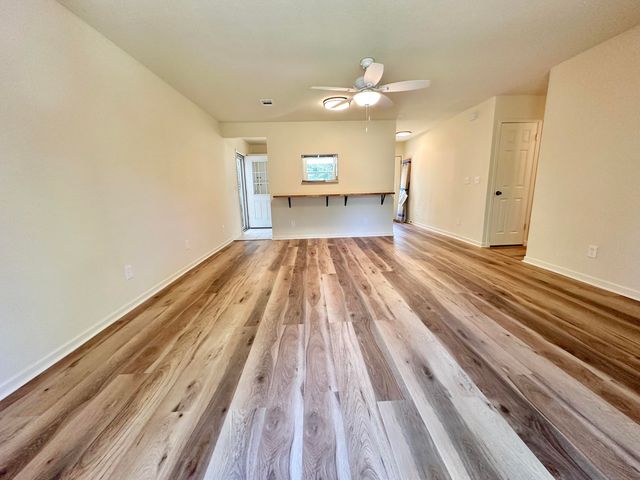 61 NW Silva Drive, Fort Walton Beach, FL 32548
