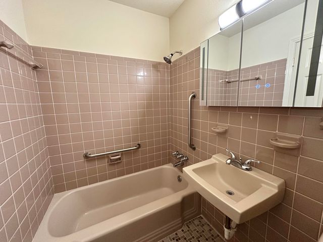 61 NW Silva Drive, Fort Walton Beach, FL 32548