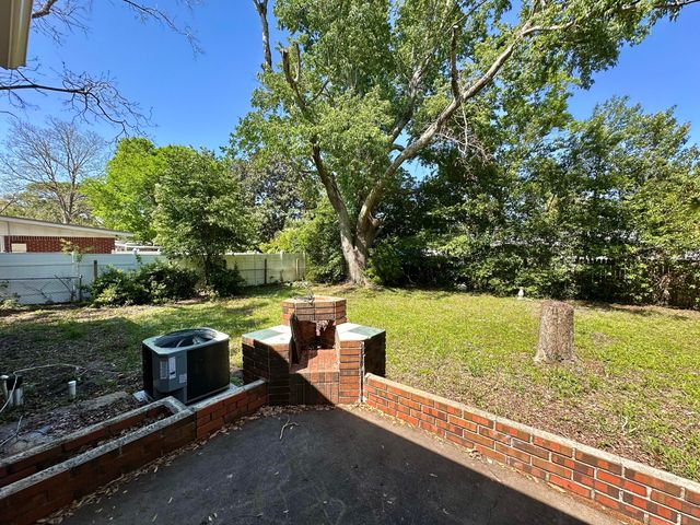 61 NW Silva Drive, Fort Walton Beach, FL 32548