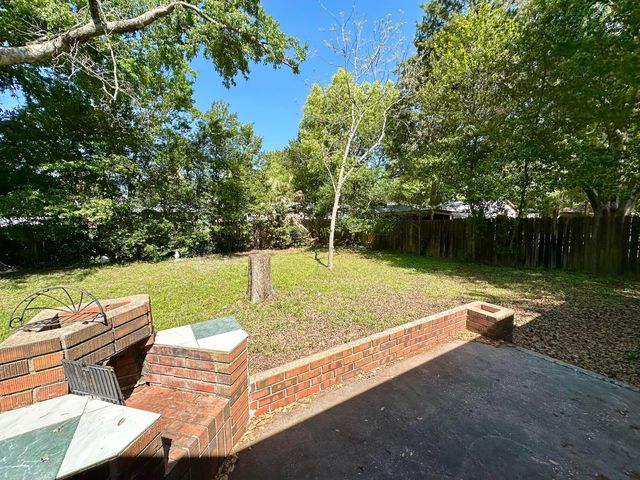 61 NW Silva Drive, Fort Walton Beach, FL 32548