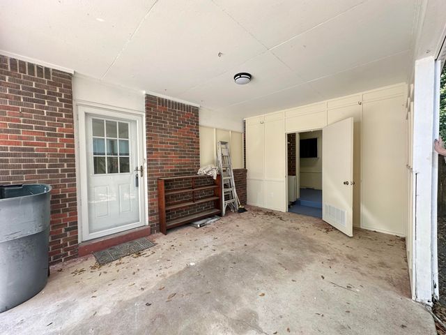 61 NW Silva Drive, Fort Walton Beach, FL 32548