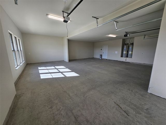 264 Redwood Circle, Trenton, TX 75490