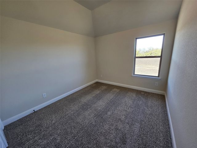 264 Redwood Circle, Trenton, TX 75490