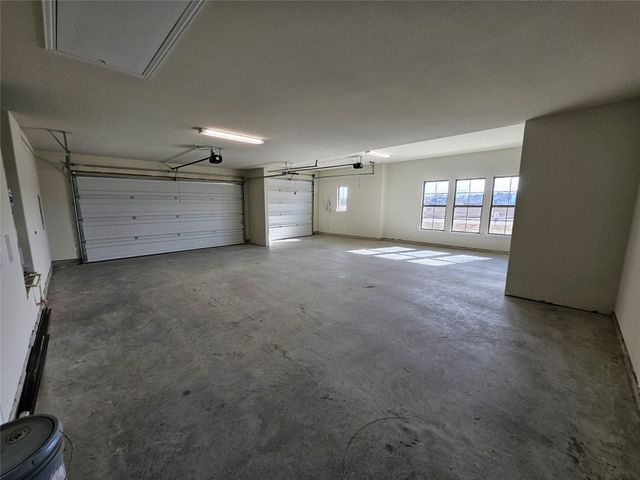 264 Redwood Circle, Trenton, TX 75490