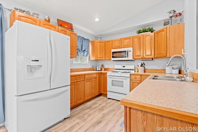 2900 Kooi Street, Muskegon, MI 49444
