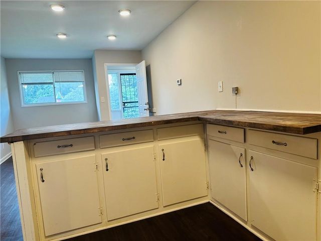 1443 Vesta Avenue, East Point, GA 30344
