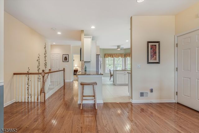 18 Kelburn Ct, Hardyston Twp., NJ 07419
