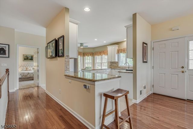 18 Kelburn Ct, Hardyston Twp., NJ 07419