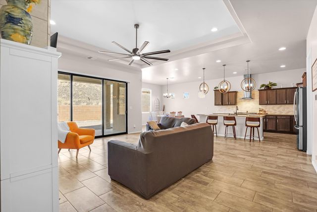 171 Suez Road NE, Rio Rancho, NM 87124