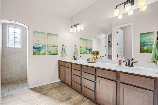 171 Suez Road NE, Rio Rancho, NM 87124